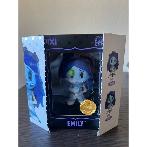 LE CHASE 1250 PIECE Emily Corpse Bride w/ Worm Thrilljoy Vinyl Figure Movies Pcs - Picture 1 of 2